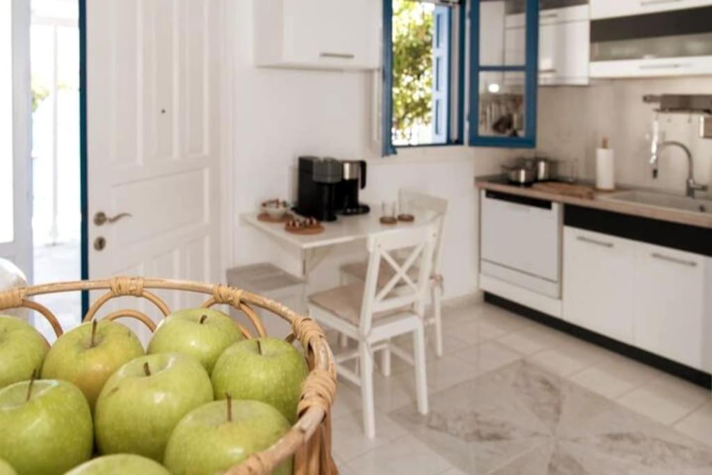 Zen Milos Green Apple Pollonia Exteriér fotografie